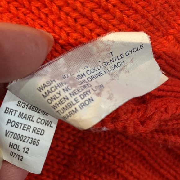 Gap ladies turtleneck sweater in beautiful orange. Size extra small. - Picture 5 of 7